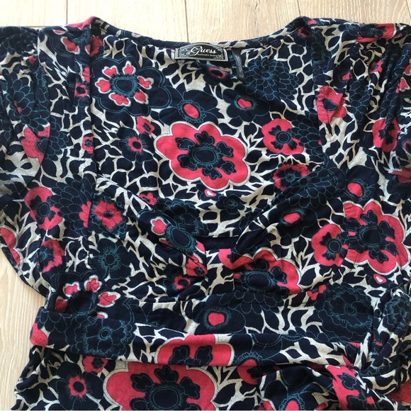 Guess Floral Print Tie Waist Dress in Red & Black Size S - Picture 6 of 13